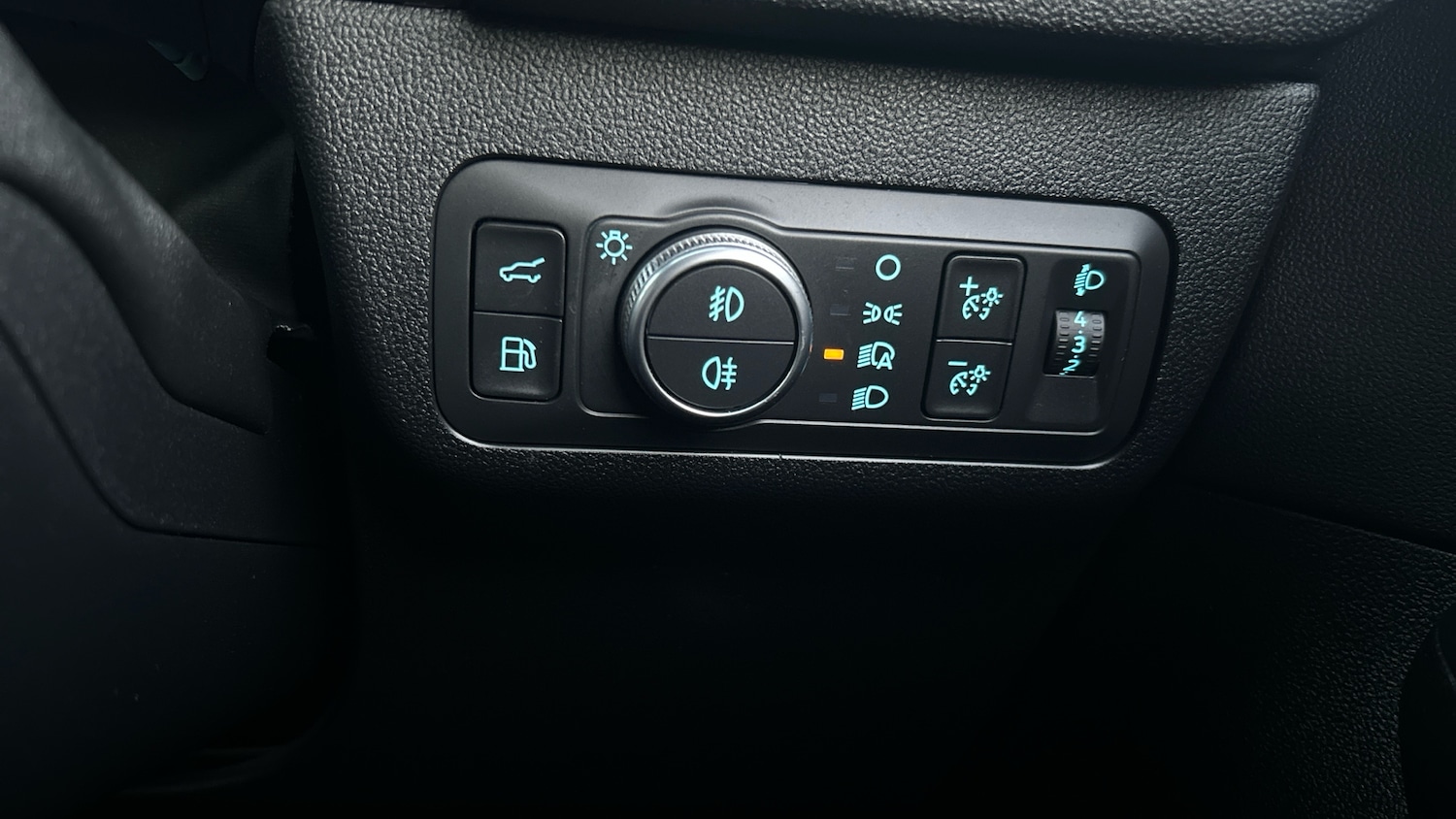 Used Ford Kuga 2022 for sale - 77011864: Photo 35