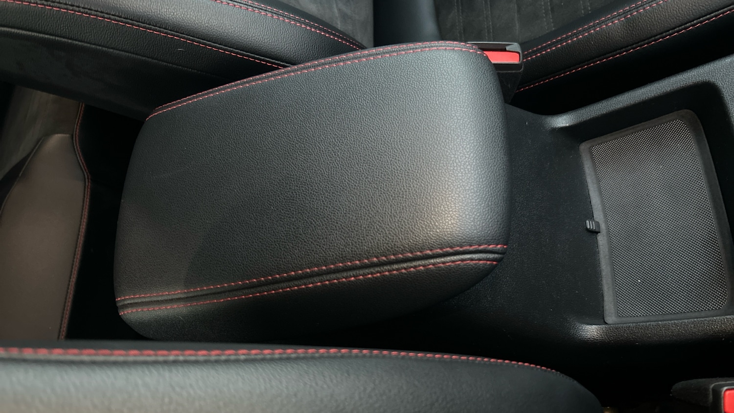 Used Ford Kuga 2022 for sale - 77011864: Photo 44