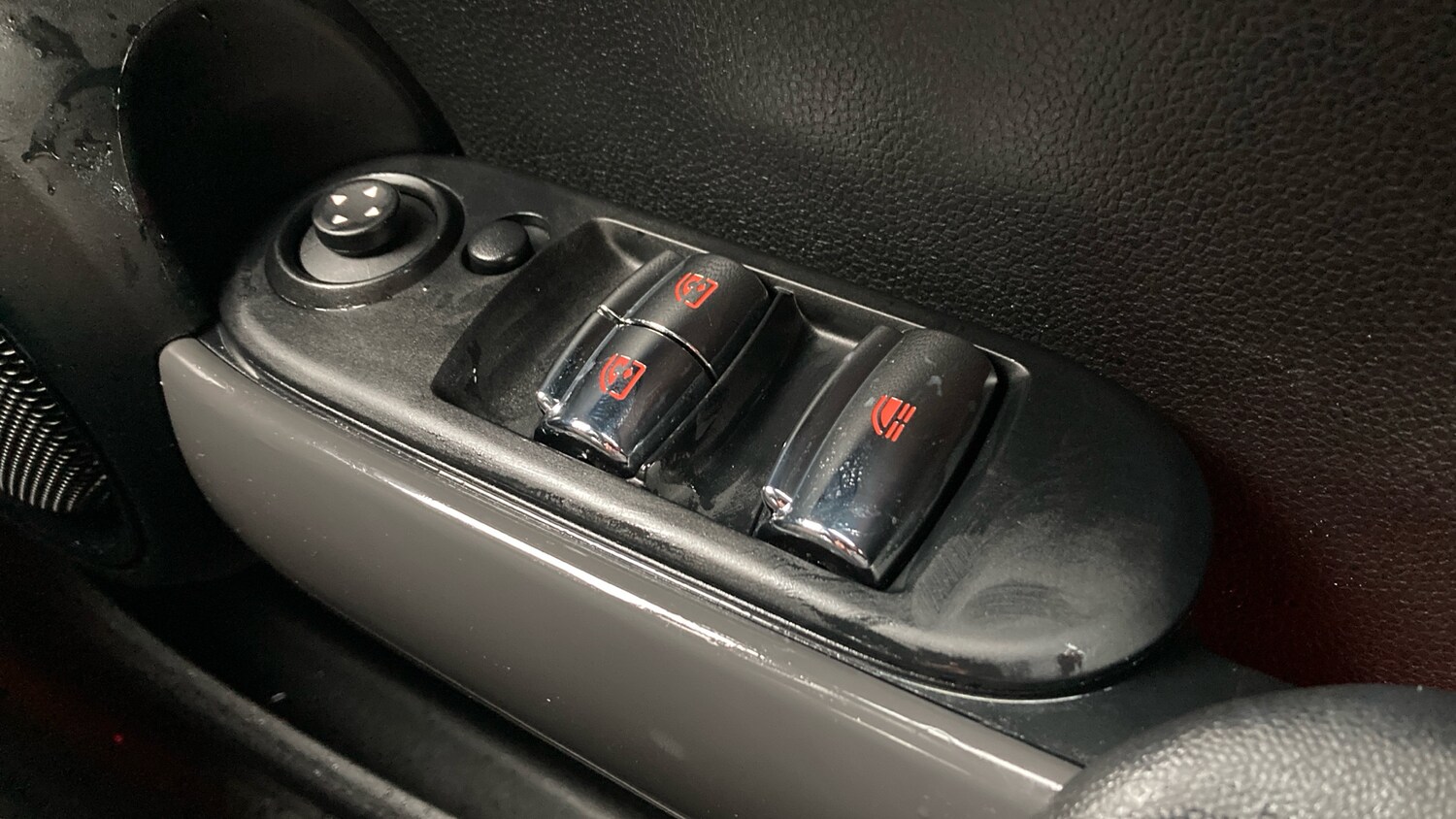 Used MINI Convertible 2020 for sale - 77519735: Photo 26