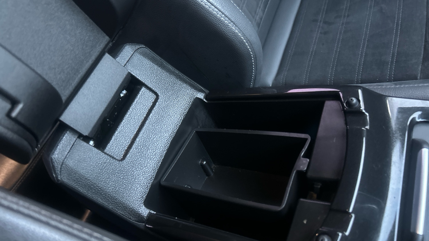 Used Ford Kuga 2017 for sale - 77147865: Photo 38