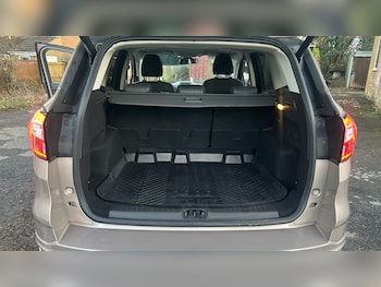 Used Ford Kuga 2019 for sale - 76959764: Photo