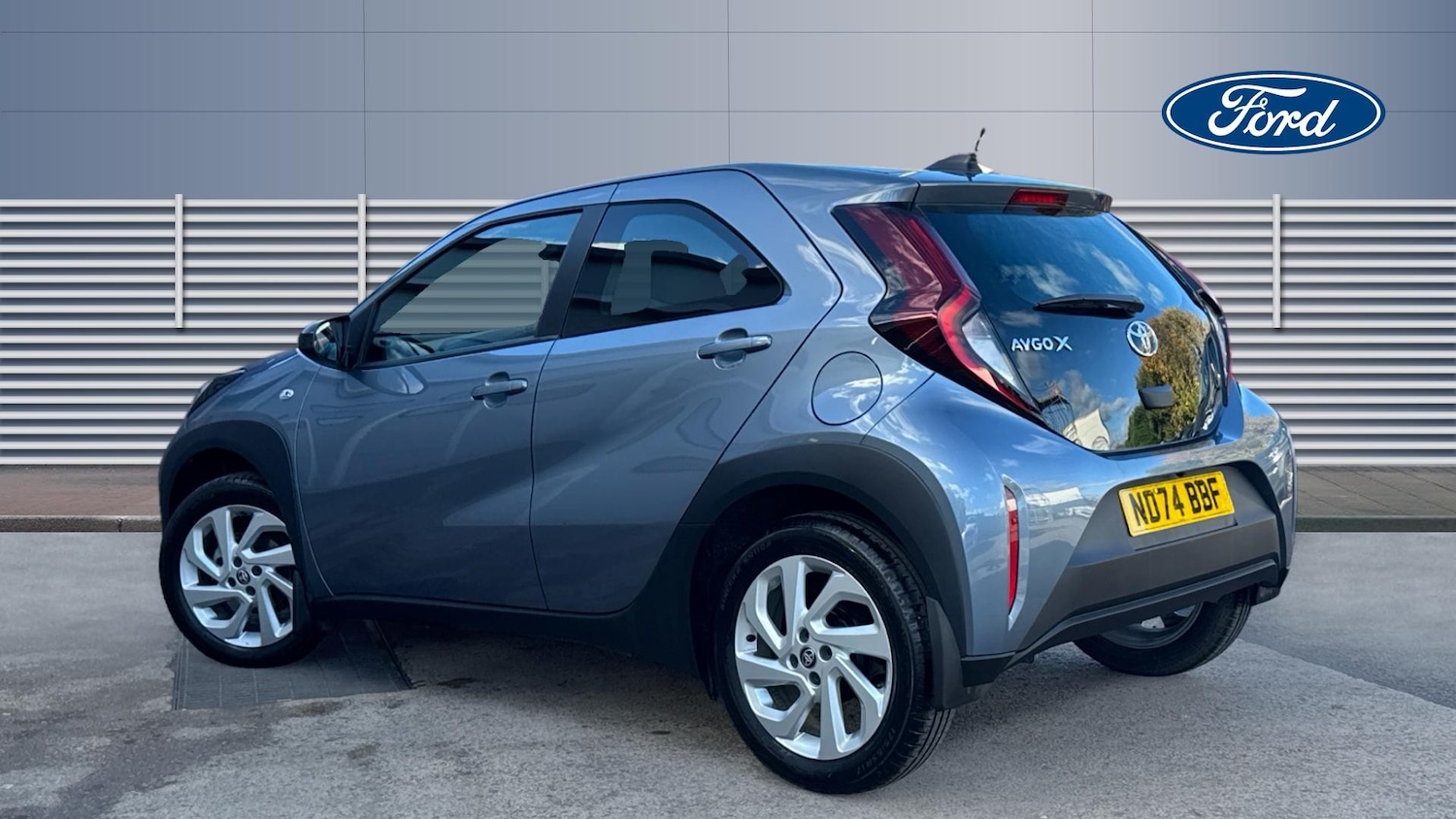 Used Toyota Aygo X 2024 for sale - 76384906: Photo 2