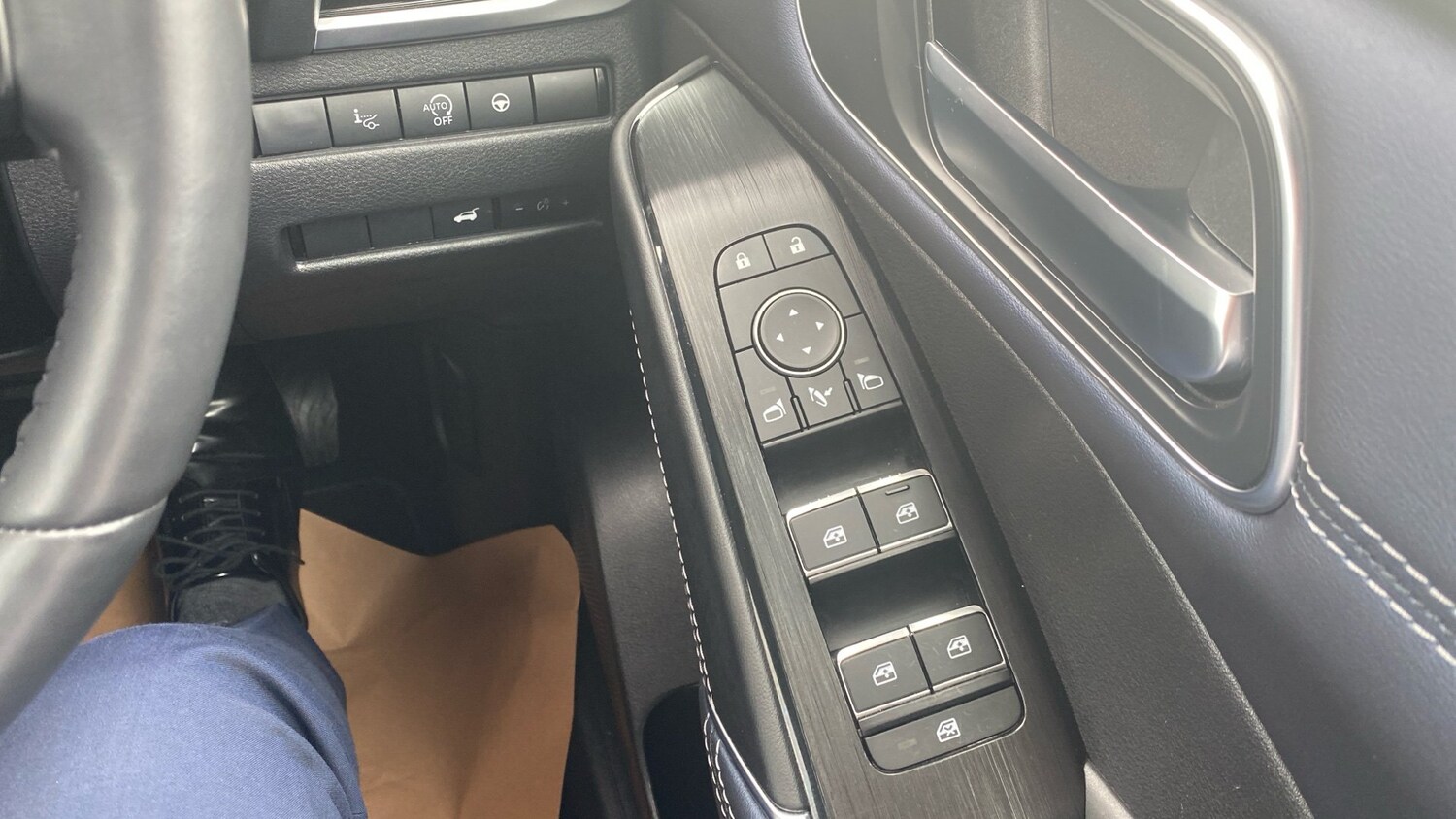Vehicle 27