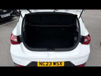 Used Hyundai i20 2023 for sale - 75373612: Photo
