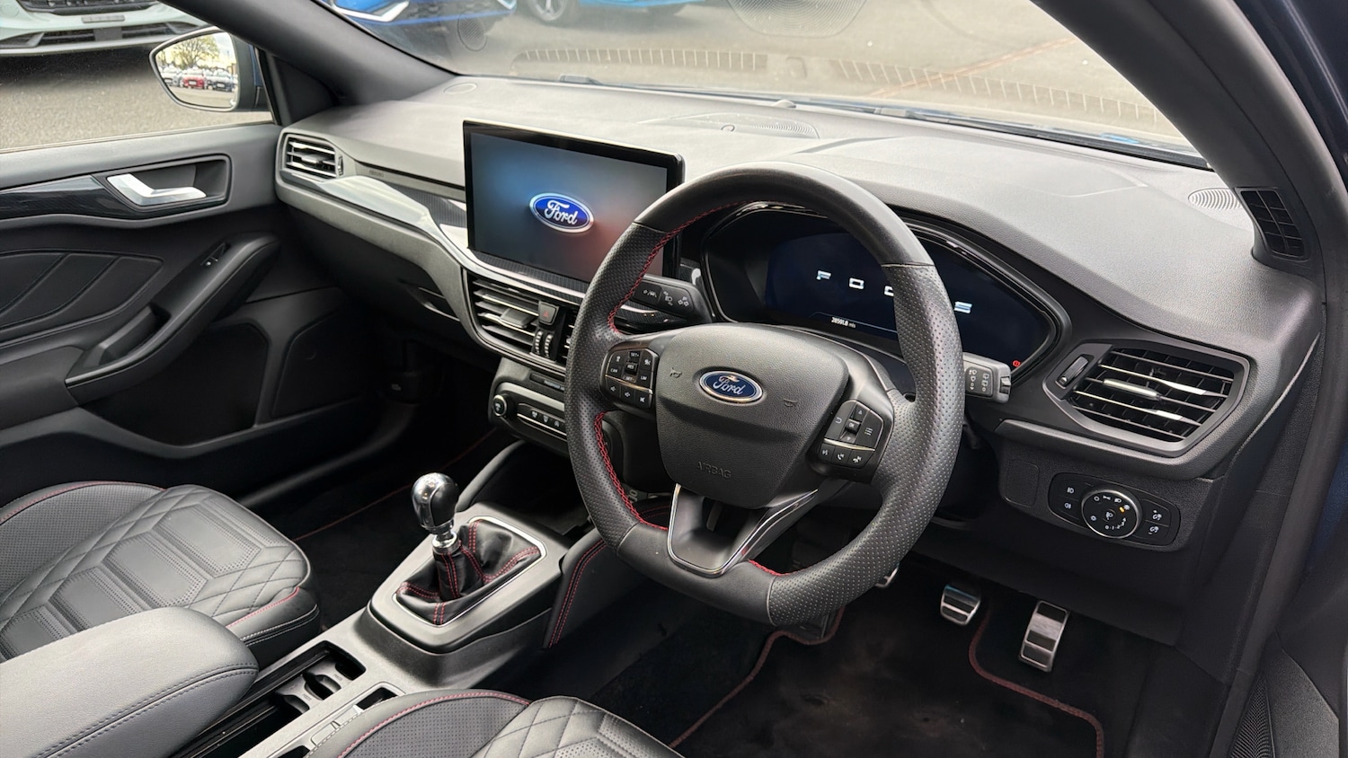 Used Ford Focus 2023 for sale - 78107235: Photo 11