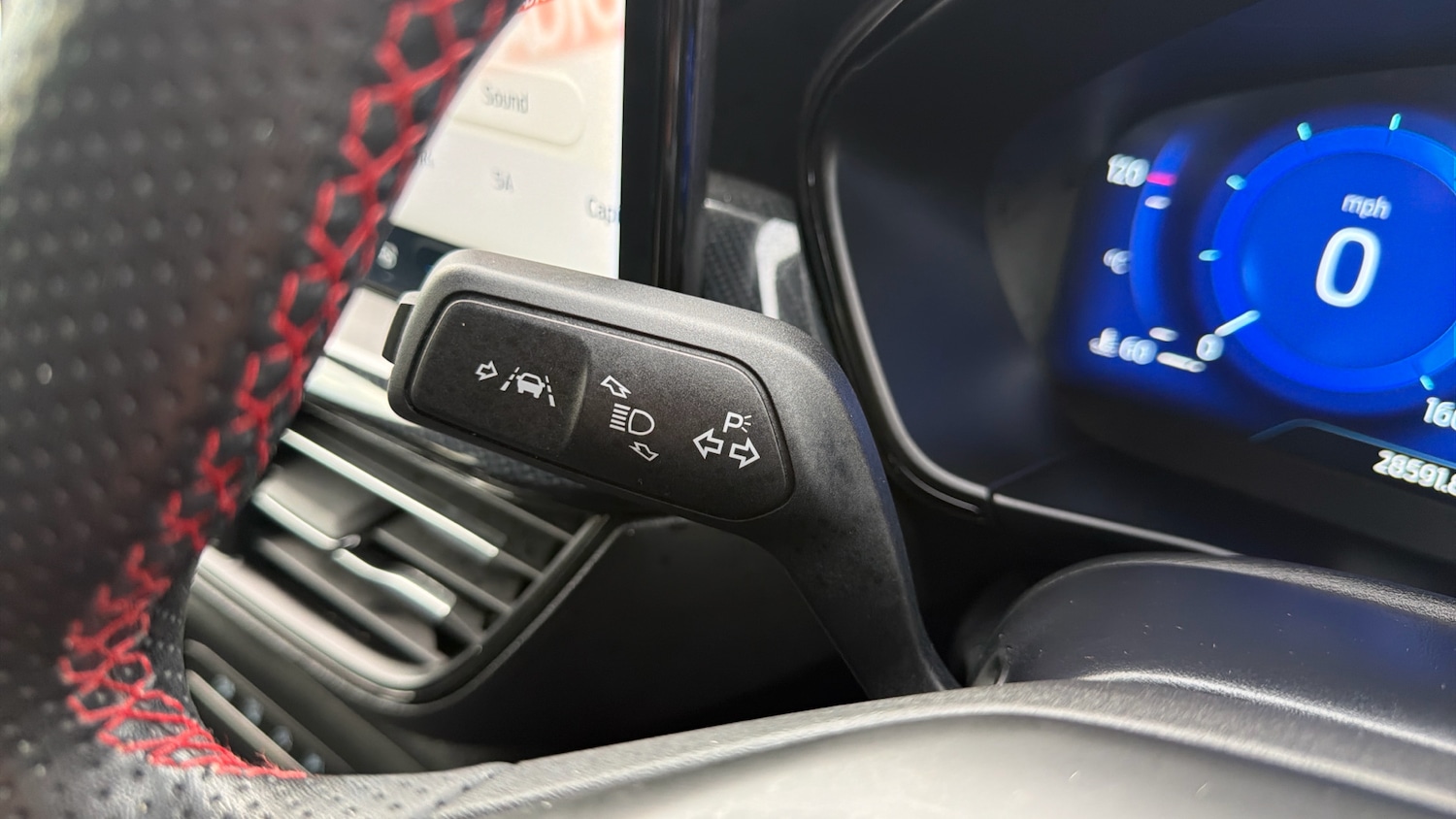 Used Ford Focus 2023 for sale - 78107235: Photo 25