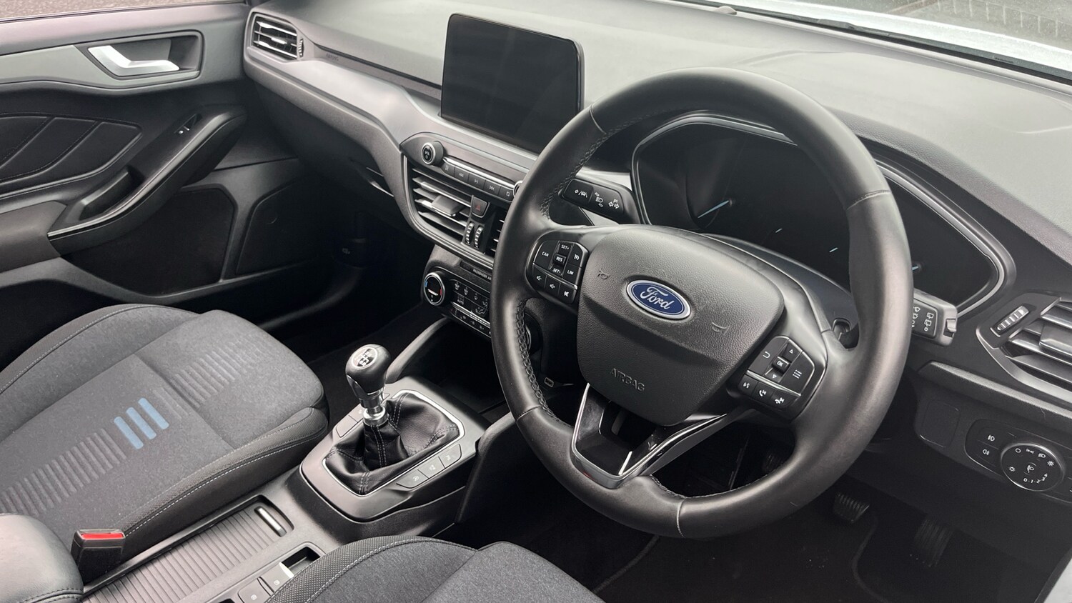 Used Ford Focus 2023 for sale - 77789051: Photo 11