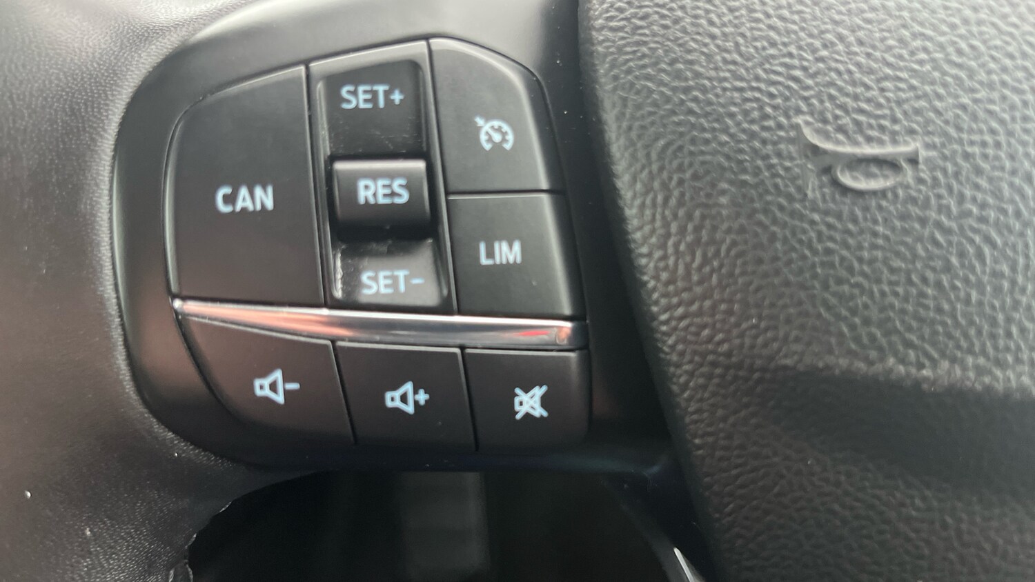 Used Ford Focus 2023 for sale - 77789051: Photo 27