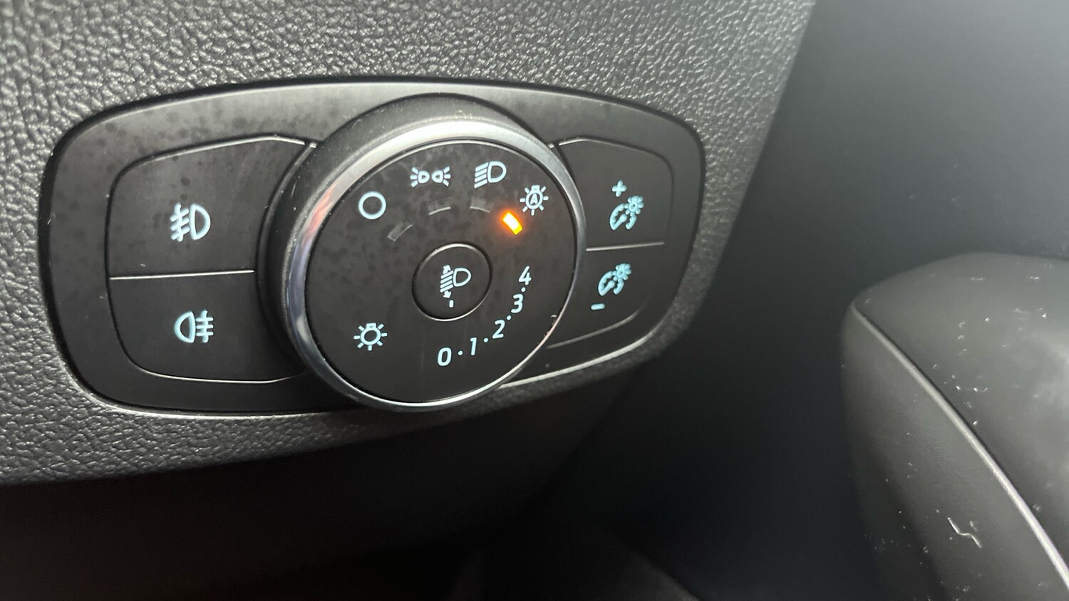 Used Ford Focus 2023 for sale - 77789051: Photo 30