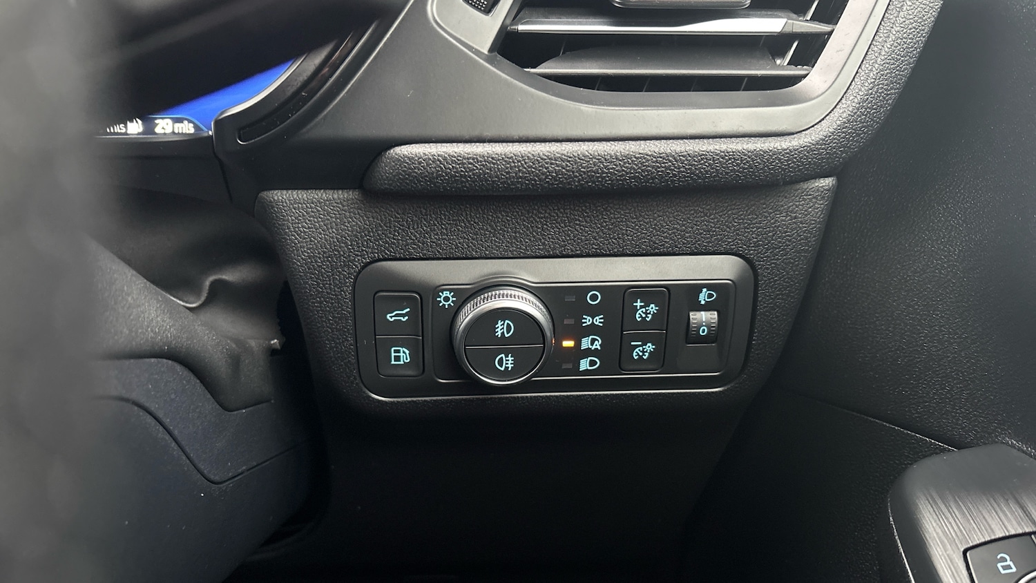 Used Ford Kuga 2023 for sale - 77044603: Photo 28