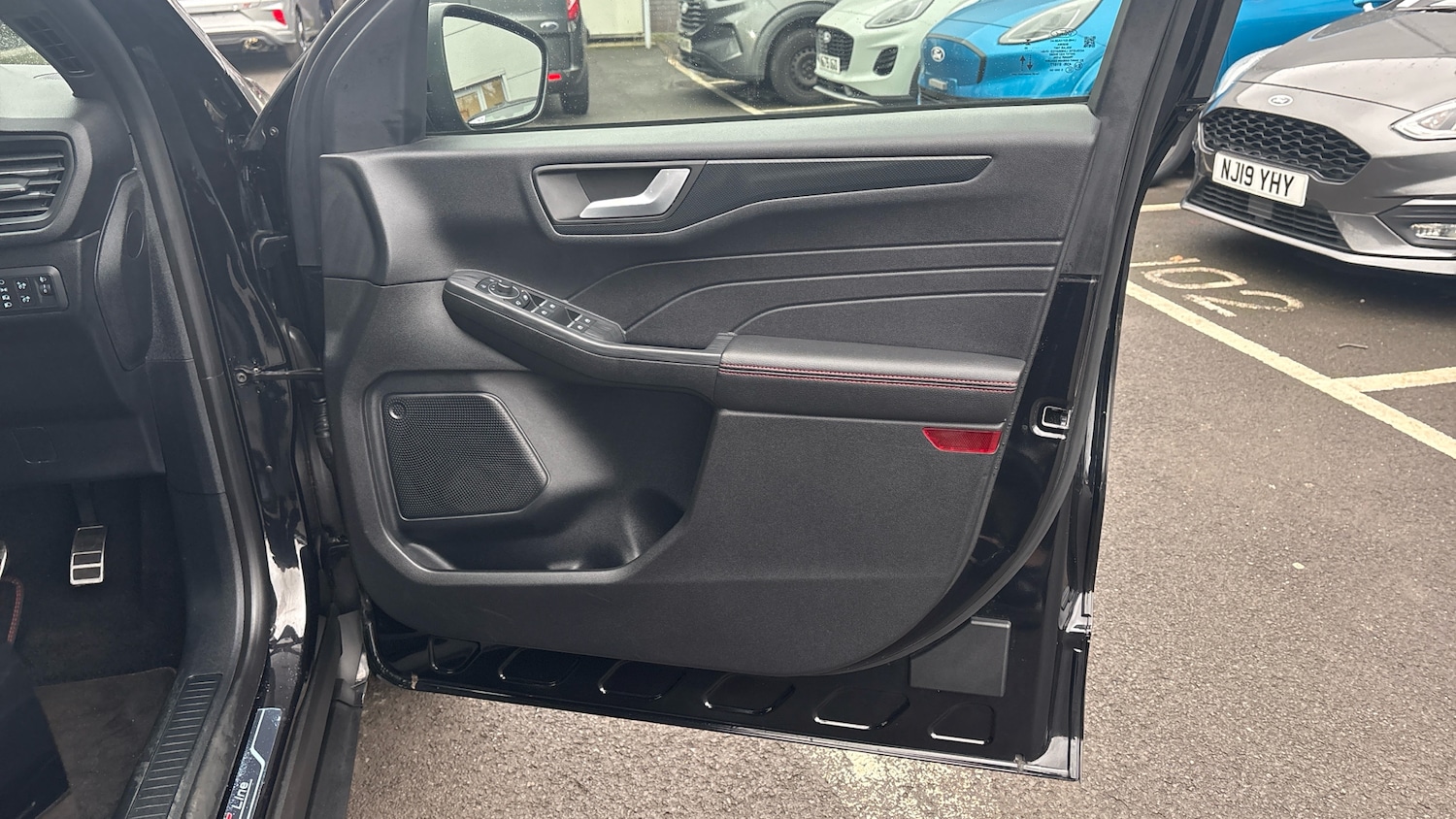 Used Ford Kuga 2023 for sale - 77044603: Photo 29