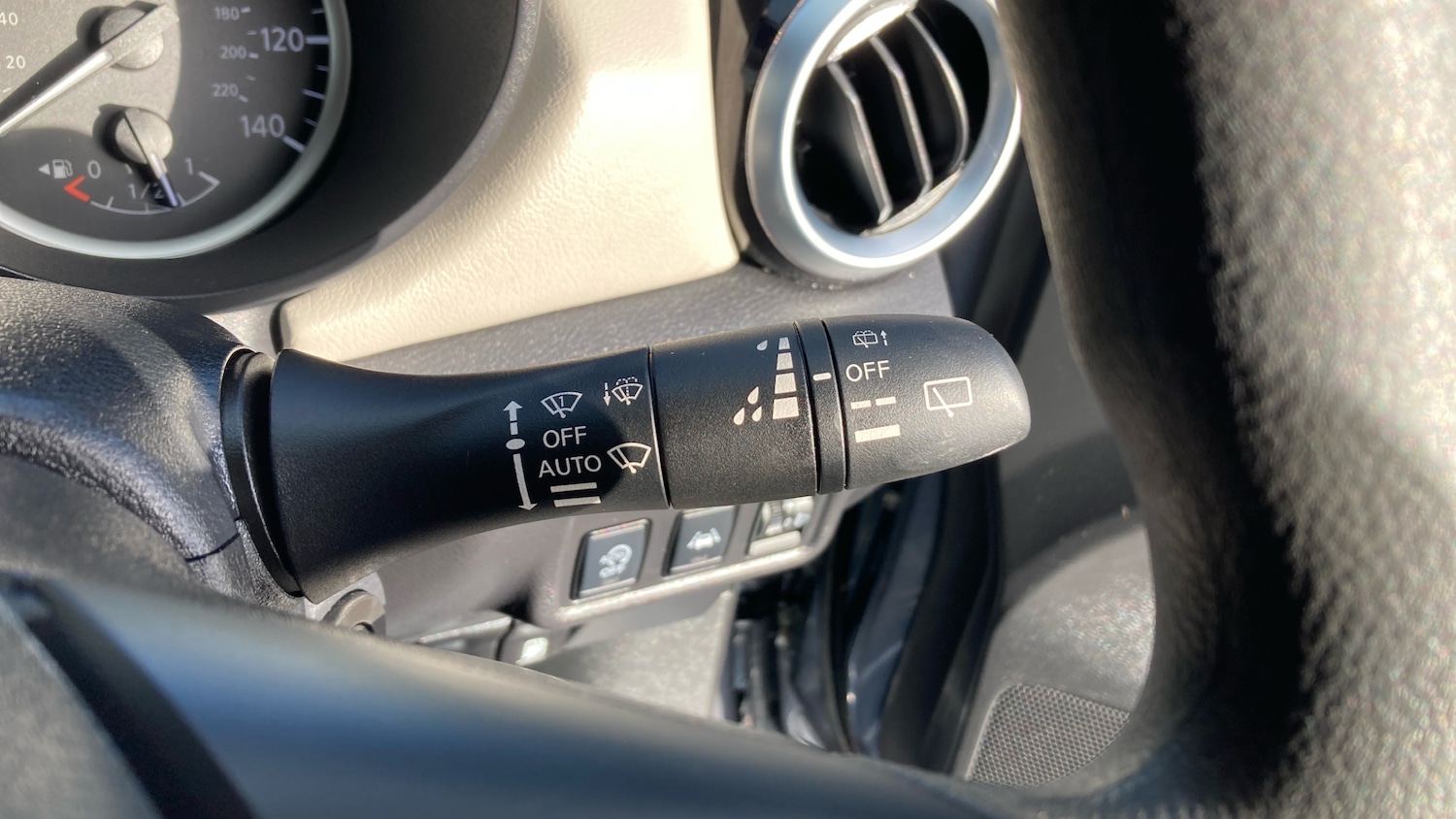 Used Nissan Micra 2022 for sale - 77220241: Photo 27