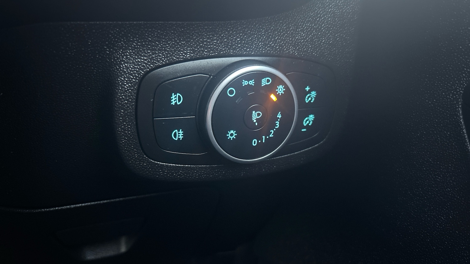 Used Ford Fiesta 2019 for sale - 76719924: Photo 34