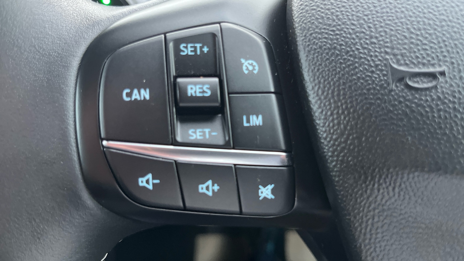 Used Ford Fiesta 2020 for sale - 77220230: Photo 33