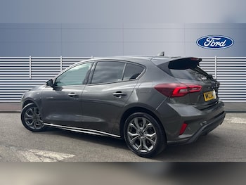 Used Ford Focus 2023 for sale - 78228596: Photo