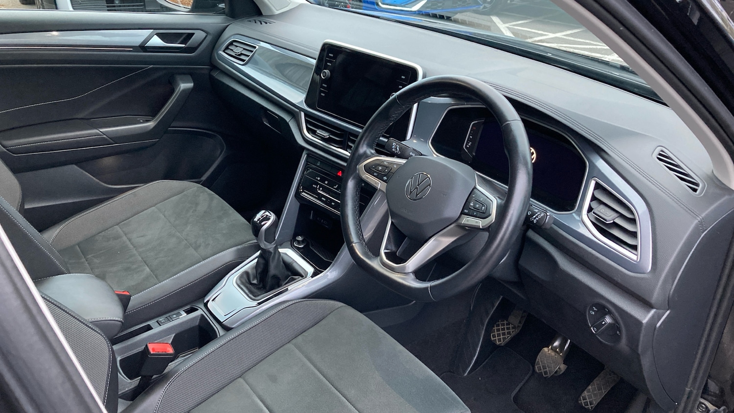 Used Volkswagen T-Roc 2022 for sale - 76287822: Photo 11