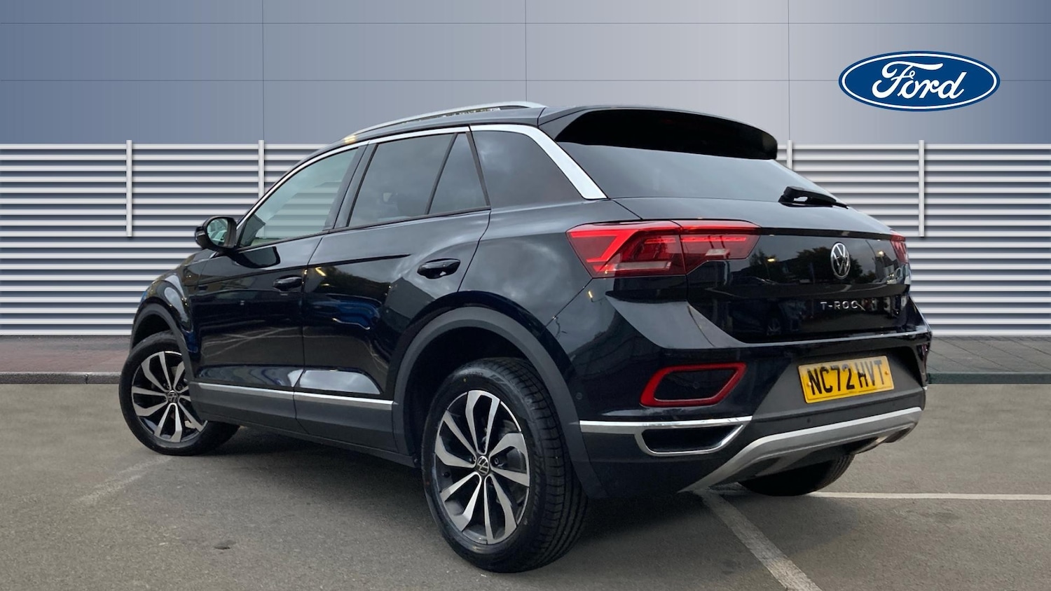 Used Volkswagen T-Roc 2022 for sale - 76287822: Photo 2