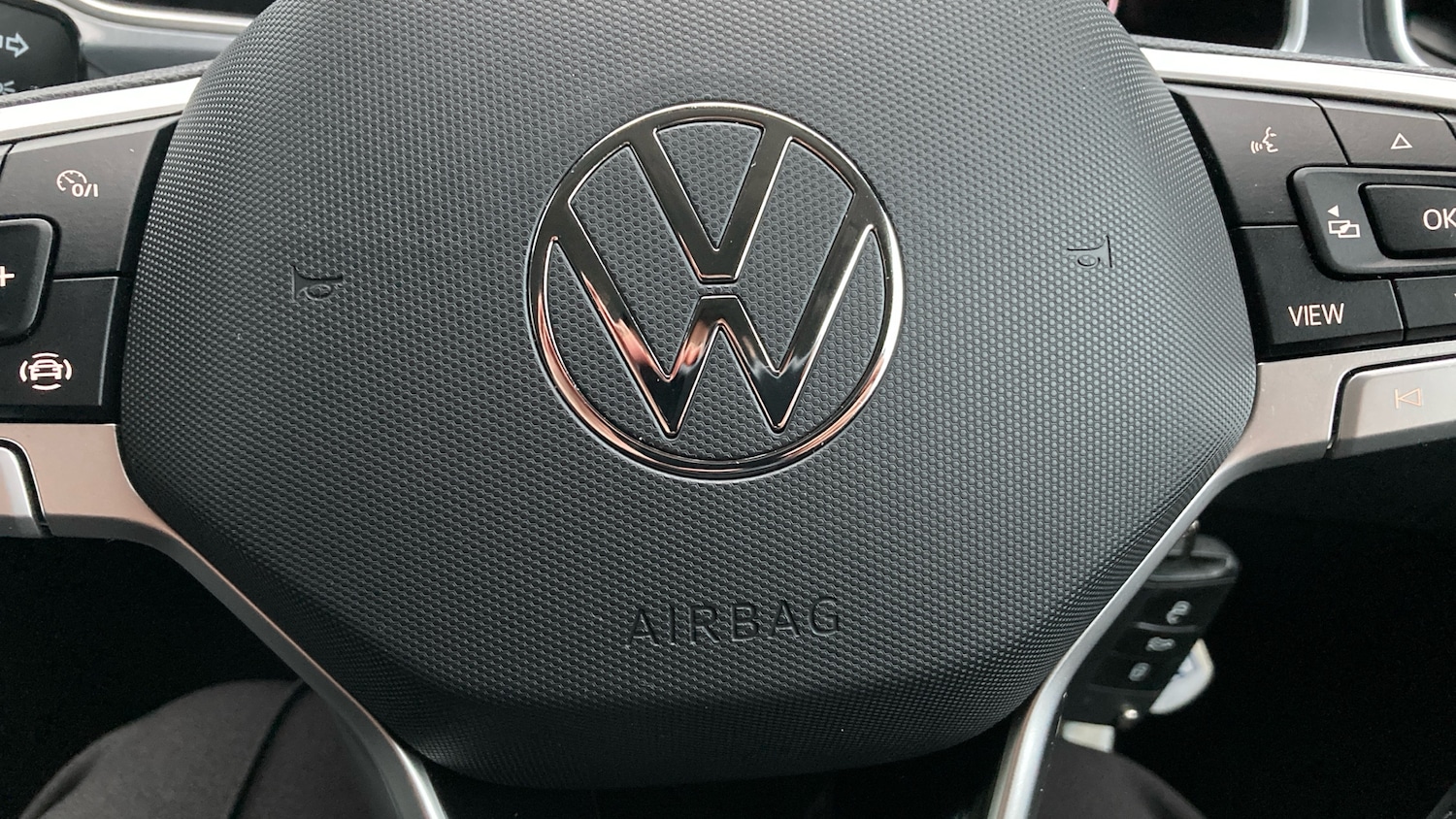 Used Volkswagen T-Roc 2022 for sale - 76287822: Photo 27