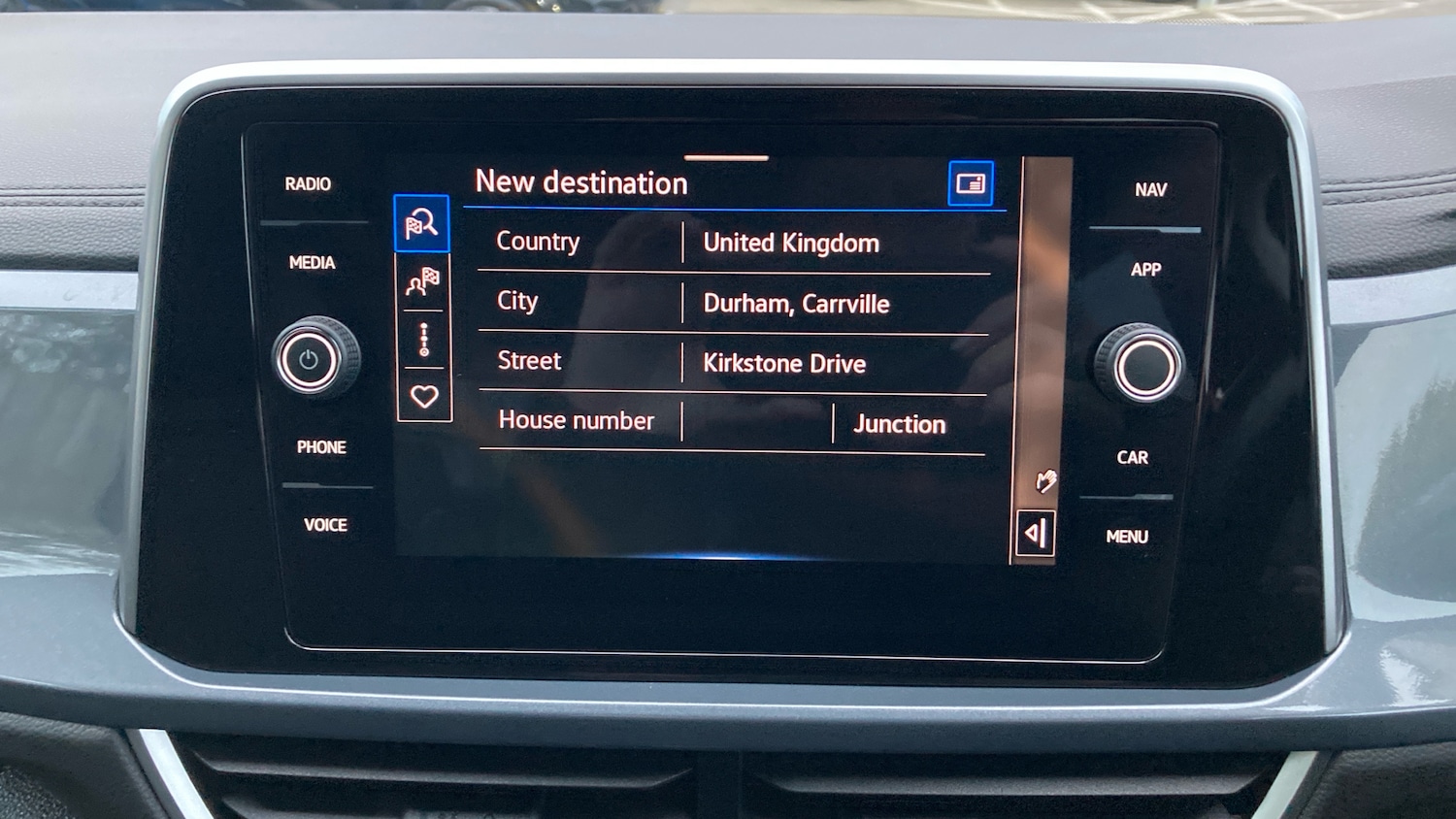 Used Volkswagen T-Roc 2022 for sale - 76287822: Photo 30