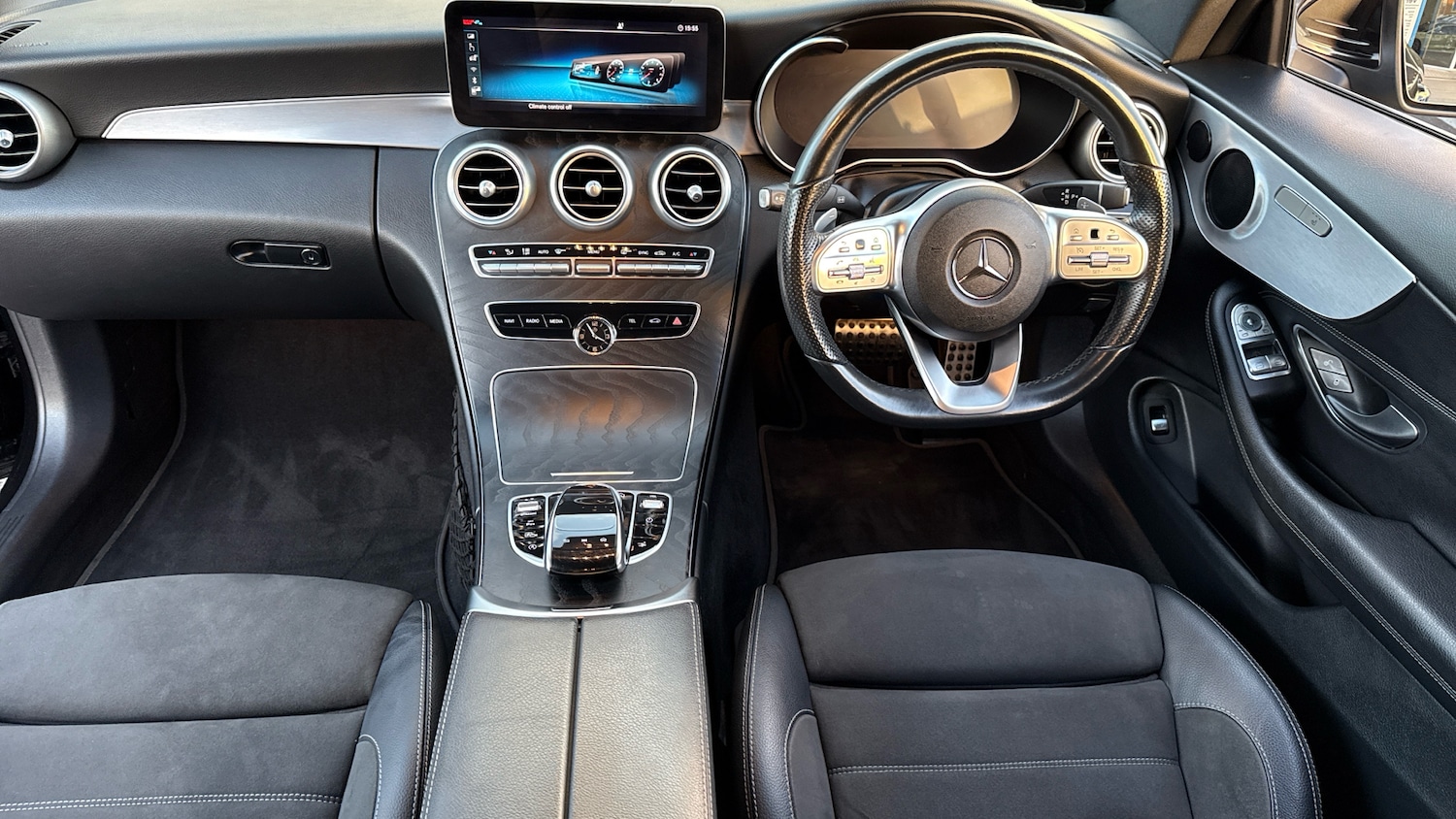 Used Mercedes-Benz C Class 2020 for sale - 76403151: Photo 10