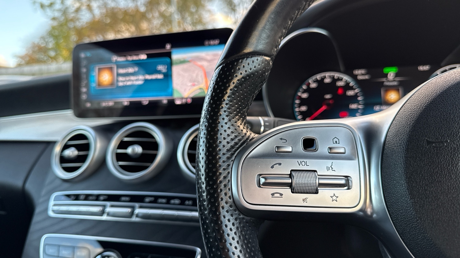 Used Mercedes-Benz C Class 2020 for sale - 76403151: Photo 21