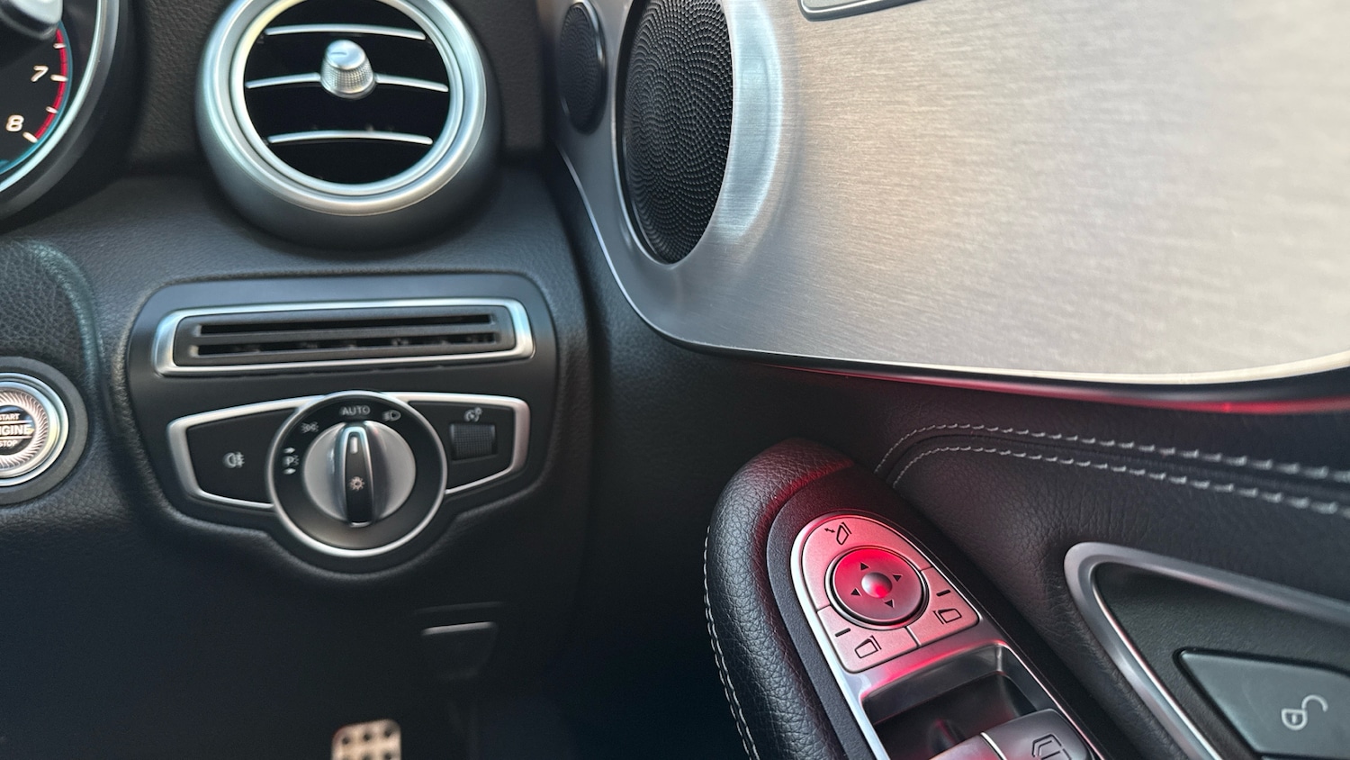 Used Mercedes-Benz C Class 2020 for sale - 76403151: Photo 24