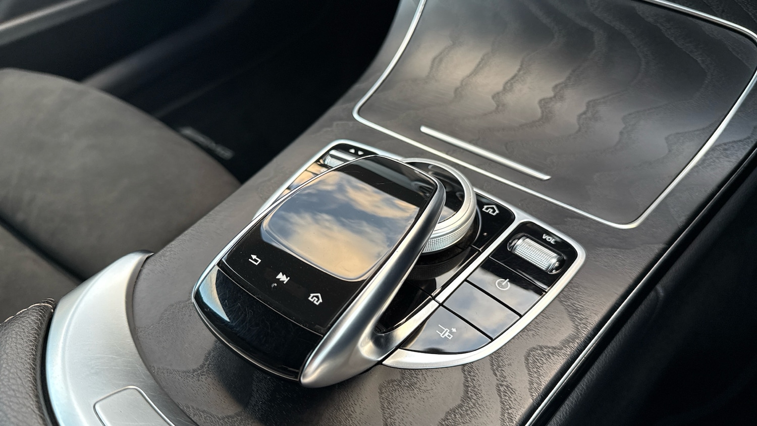 Used Mercedes-Benz C Class 2020 for sale - 76403151: Photo 30