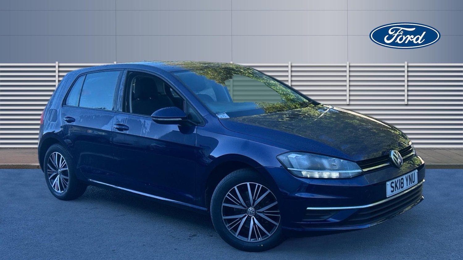 Used Volkswagen Golf 2018 for sale - 76036609: Photo 1