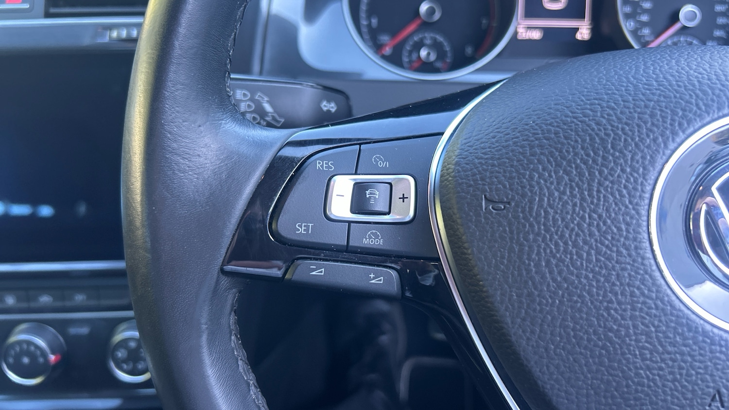 Used Volkswagen Golf 2018 for sale - 76036609: Photo 21