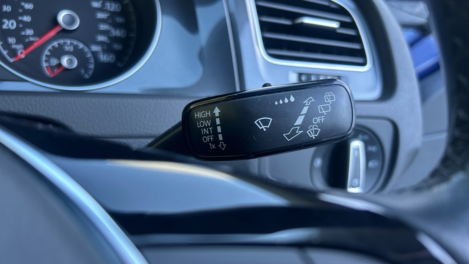 Used Volkswagen Golf 2018 for sale - 76036609: Photo 23