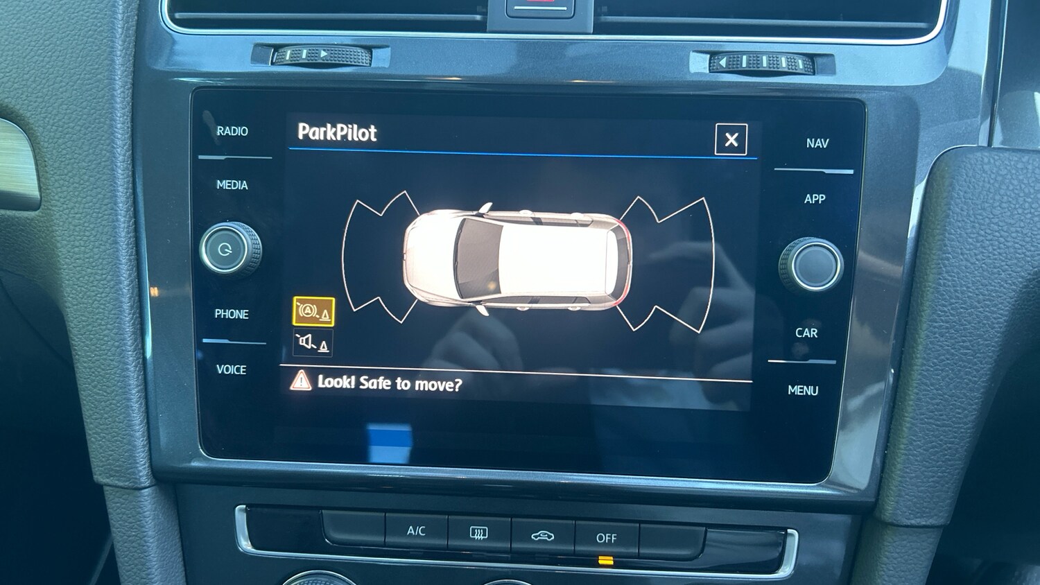 Used Volkswagen Golf 2018 for sale - 76036609: Photo 34