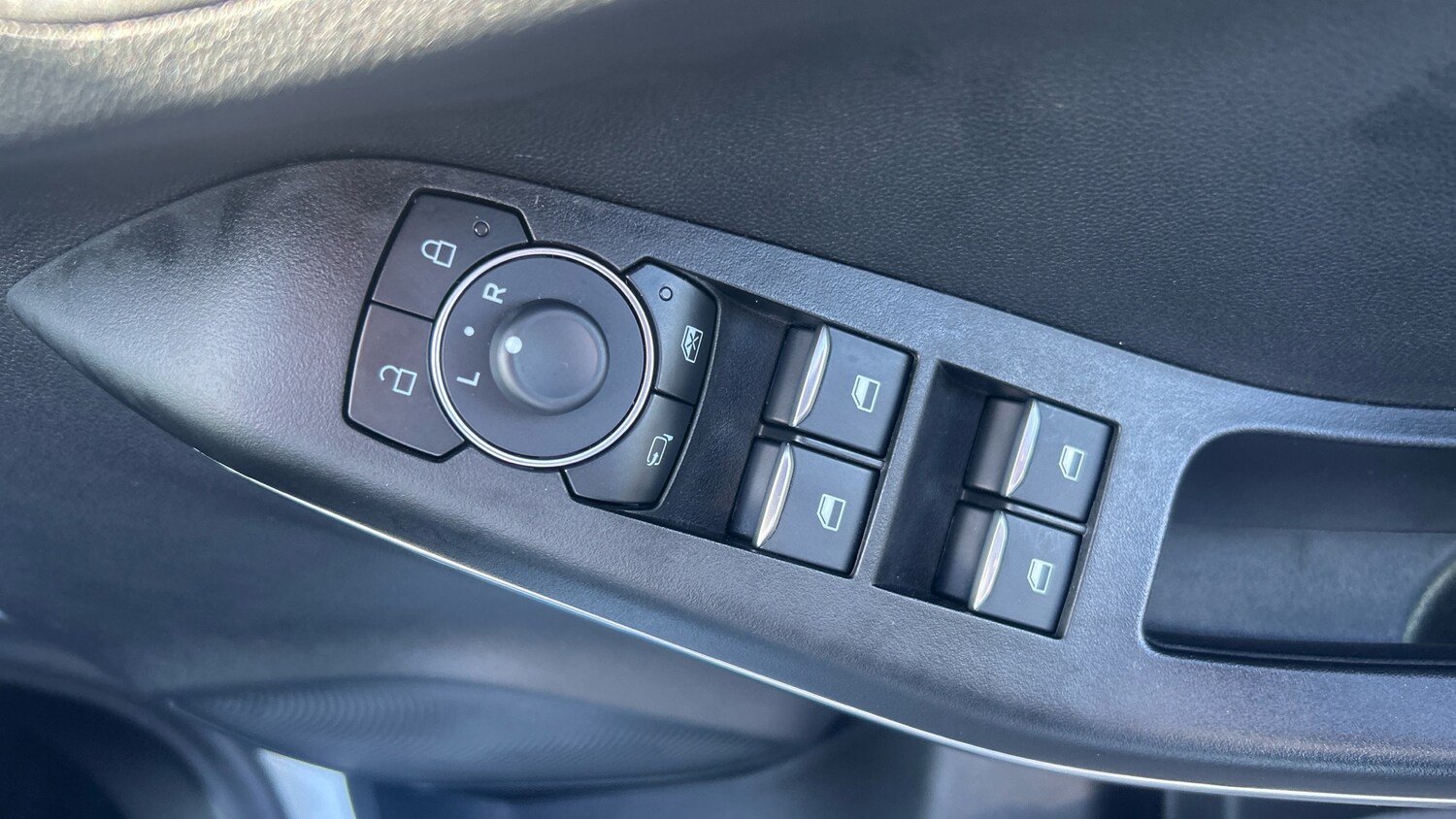 Used Ford Puma 2024 for sale - 78152883: Photo 24