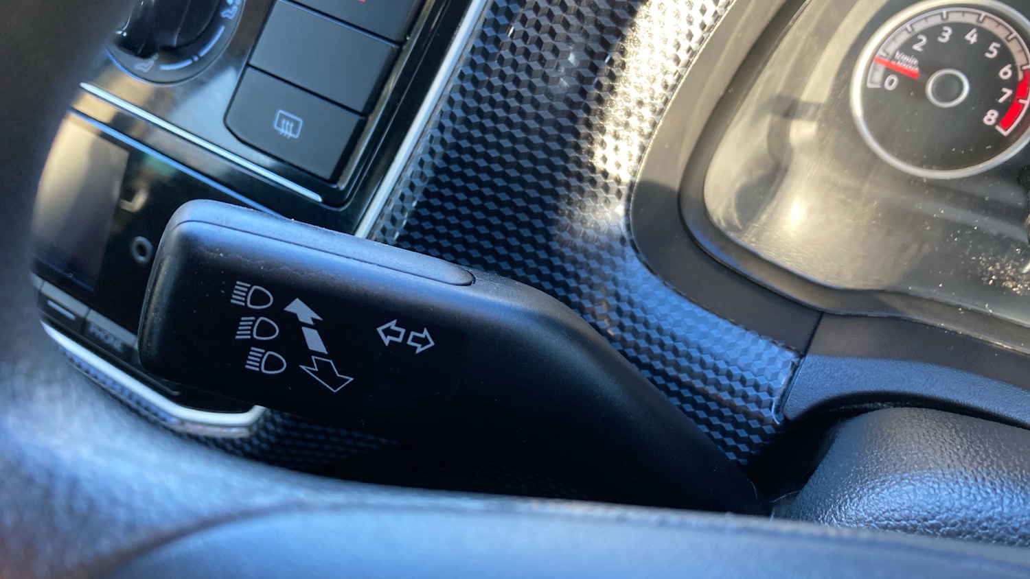 Used Volkswagen up! 2016 for sale - 76932113: Photo 24