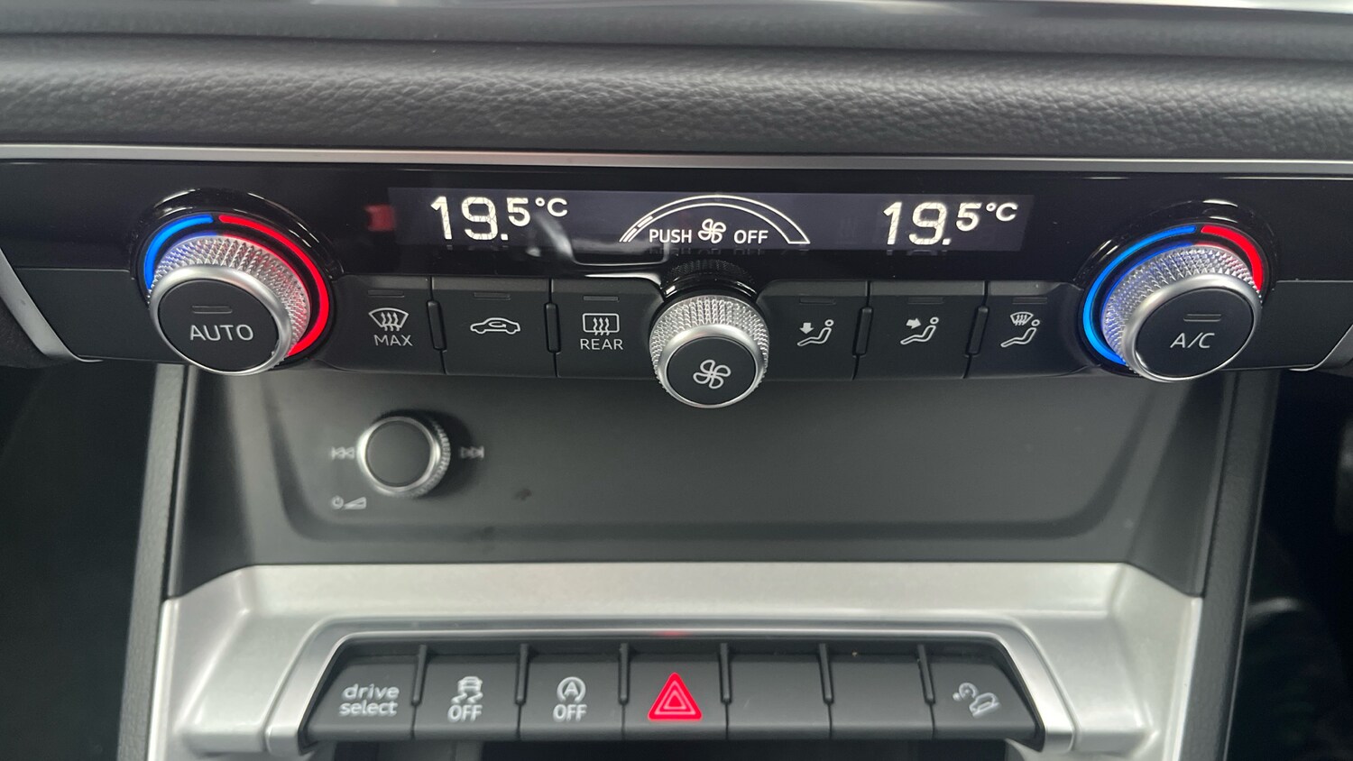 Used Audi Q3 2023 for sale - 77492452: Photo 25