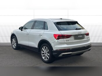 Used Audi Q3 2023 for sale - 77492452: Photo