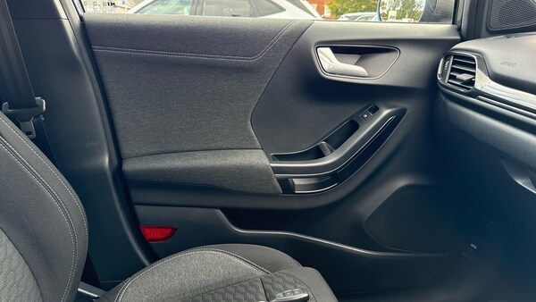 Used Ford Puma 2023 for sale - 76055943: Photo 30