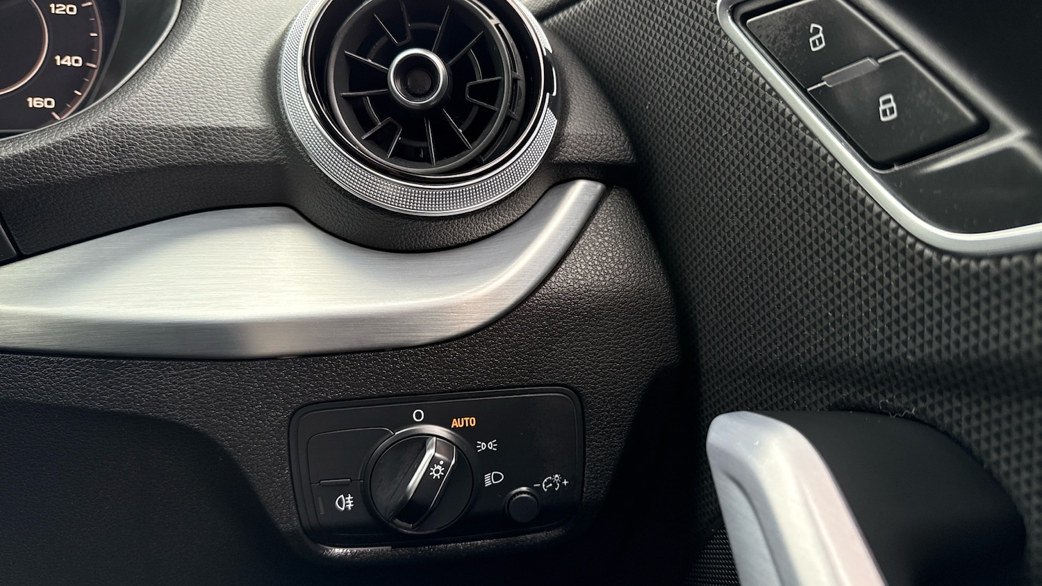 Used Audi Q2 2022 for sale - 76401896: Photo 23