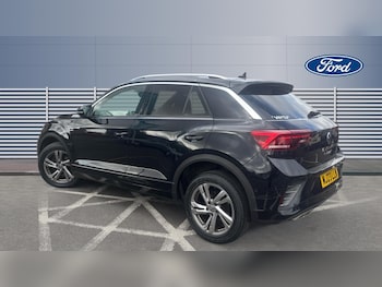 Used Volkswagen T-Roc 2023 for sale - 79301820: Photo