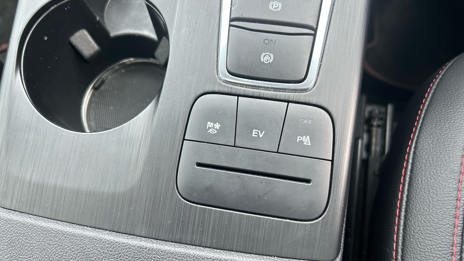 Used Ford Kuga 2022 for sale - 77403734: Photo 41