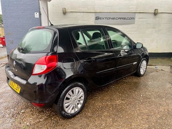 Used Renault Clio 2012 for sale - 75984513: Photo