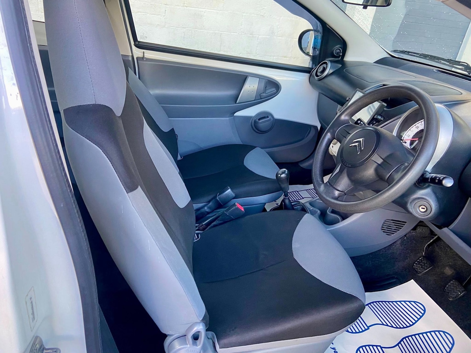 Used Citroen C1 2011 for sale - 76922145: Photo 10