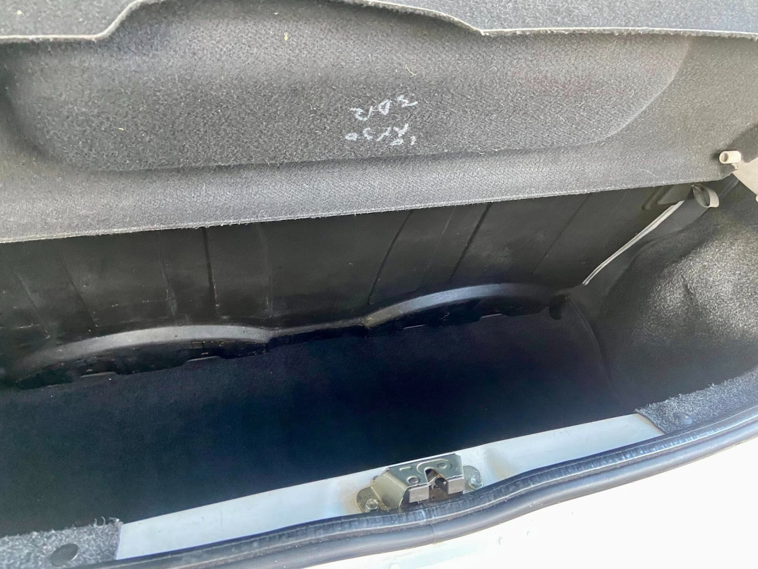 Used Citroen C1 2011 for sale - 76922145: Photo 16