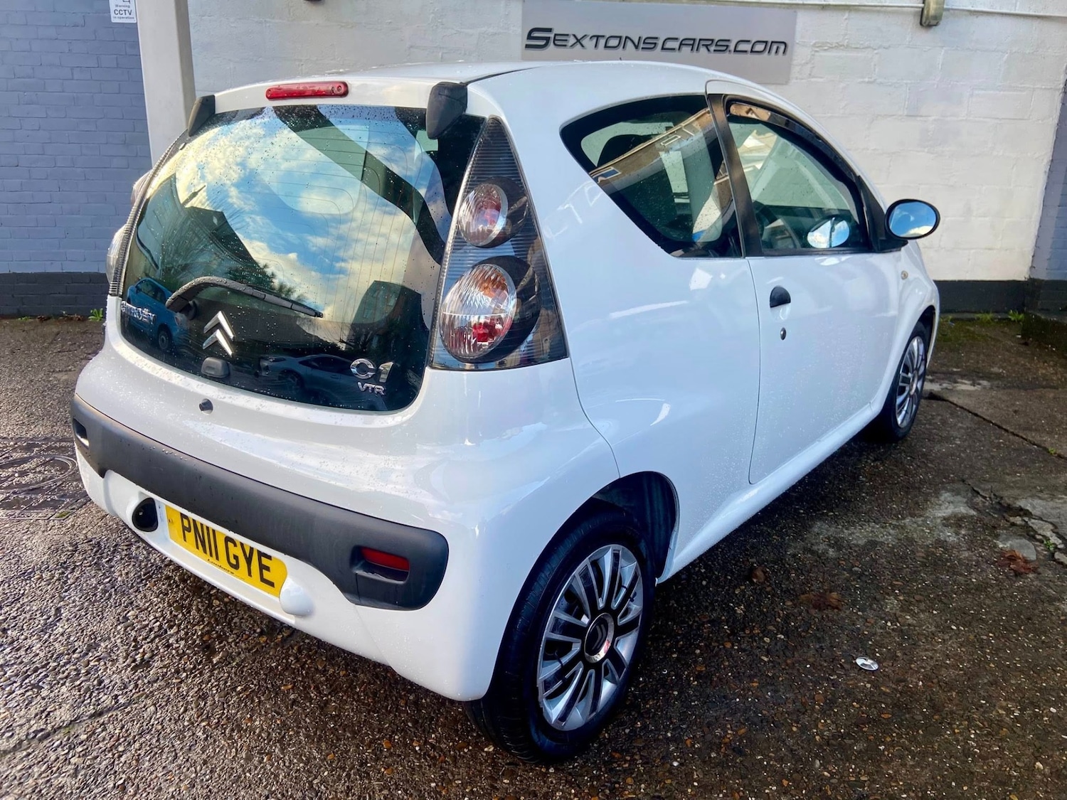 Used Citroen C1 2011 for sale - 76922145: Photo 5