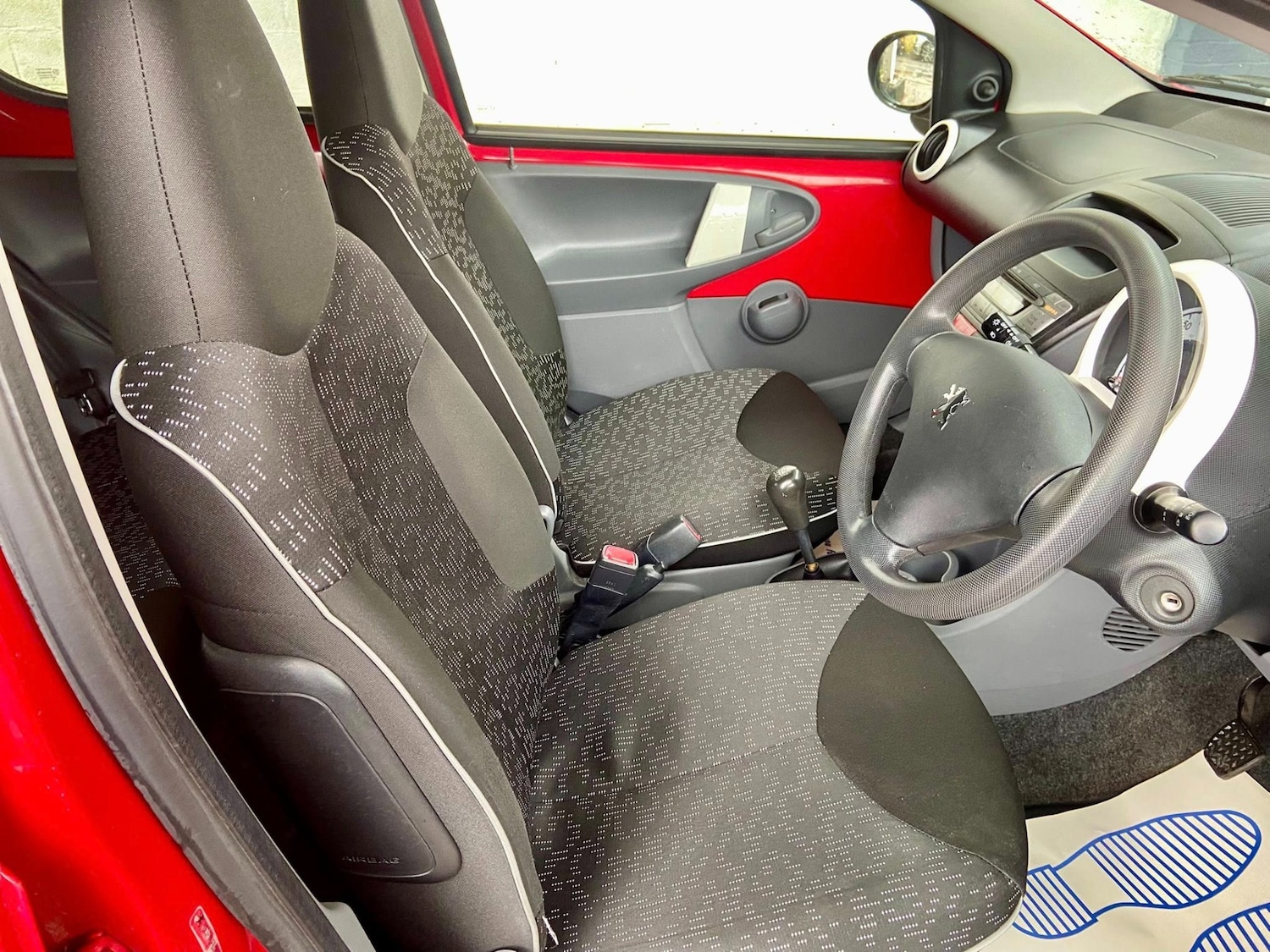 Used Peugeot 107 2011 for sale - 77763754: Photo 10