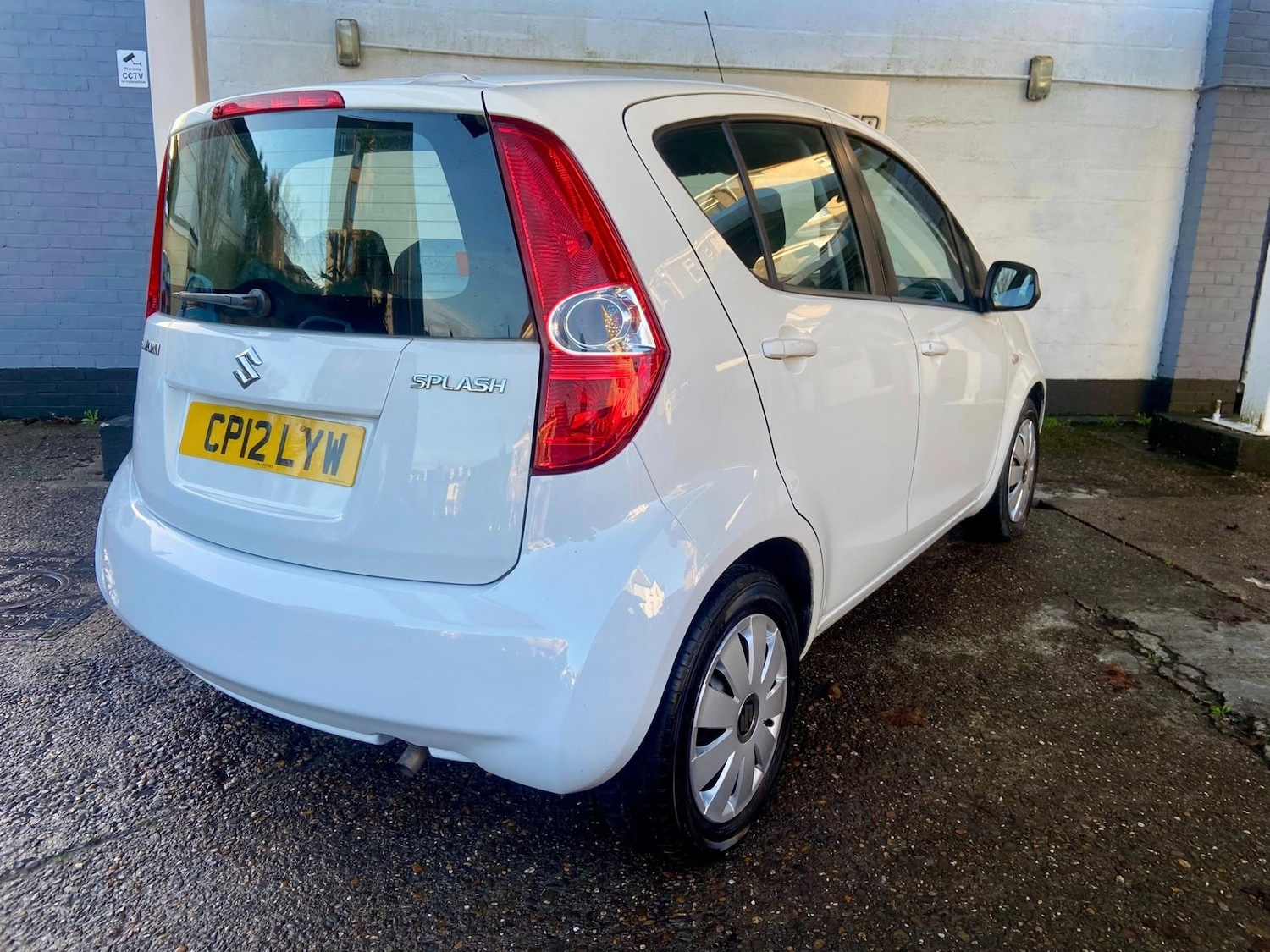 Used Suzuki Splash 2012 for sale - 76907690: Photo 4