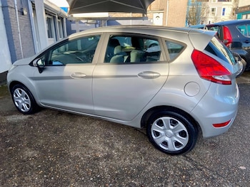 Used Ford Fiesta 2011 for sale - 77167999: Photo