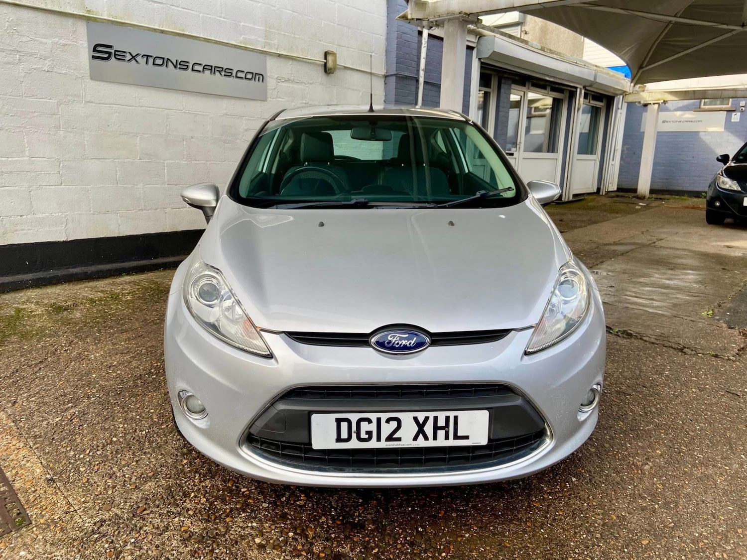 Used Ford Fiesta 2012 for sale - 77207994: Photo 2