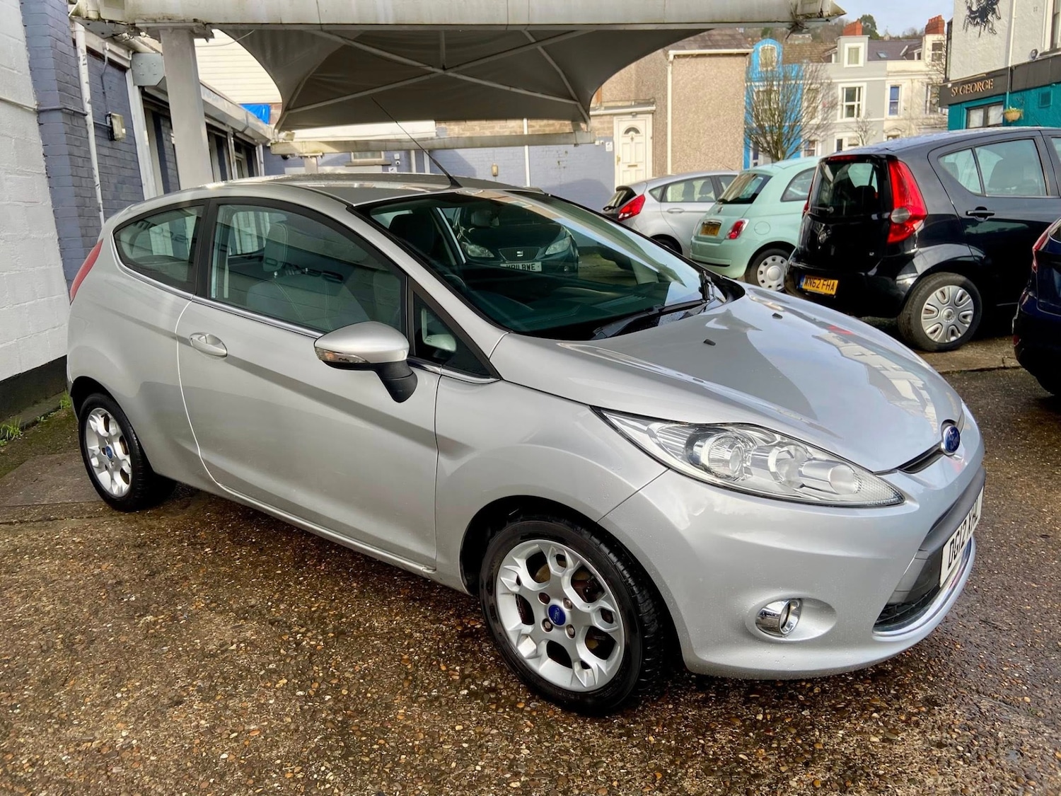 Used Ford Fiesta 2012 for sale - 77207994: Photo 3
