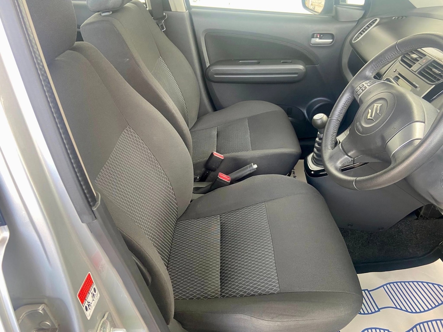 Used Suzuki Splash 2014 for sale - 77701604: Photo 9