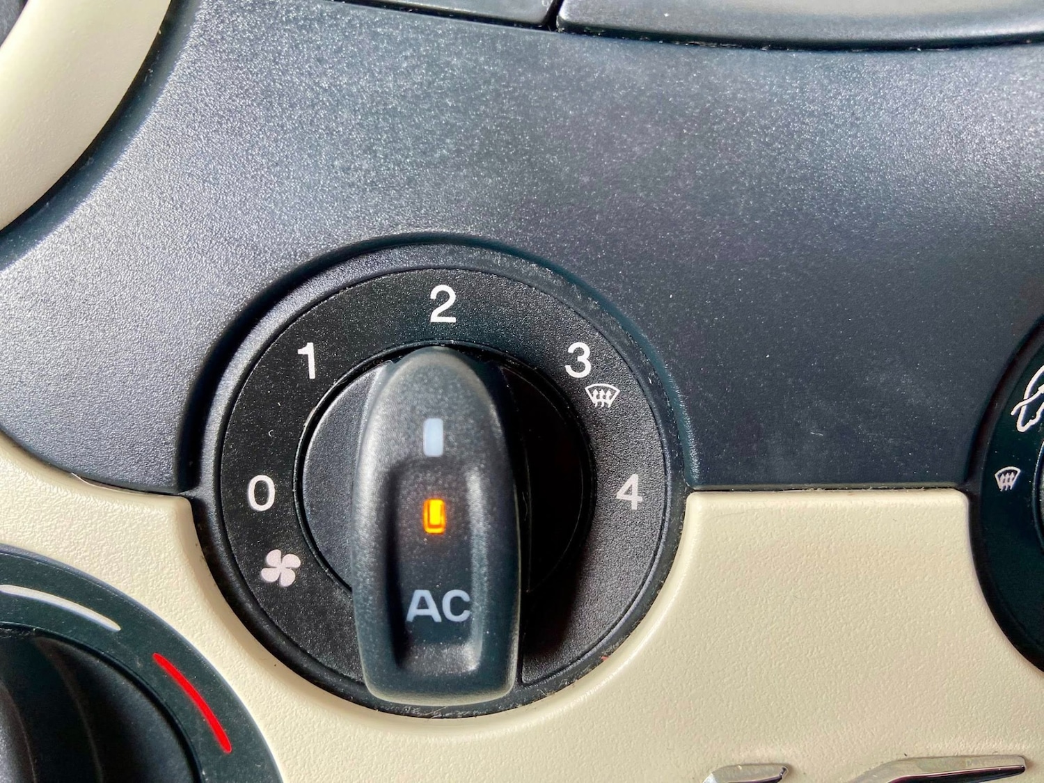 Used Ford Ka 2014 for sale - 78199605: Photo 18